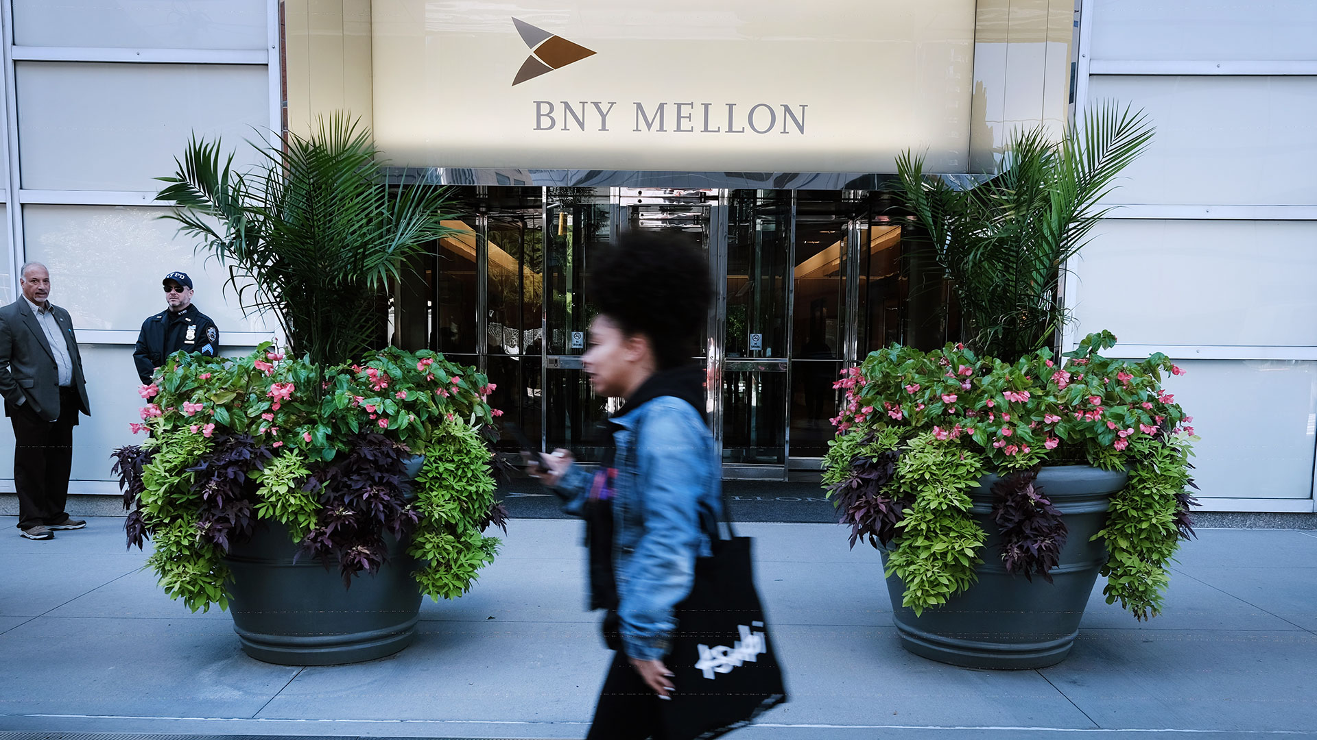 BNY Mellon CEO Says the Bank Is Going 'Incredibly Slow' on Crypto